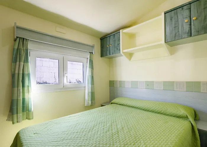 A6 Village de vacances *